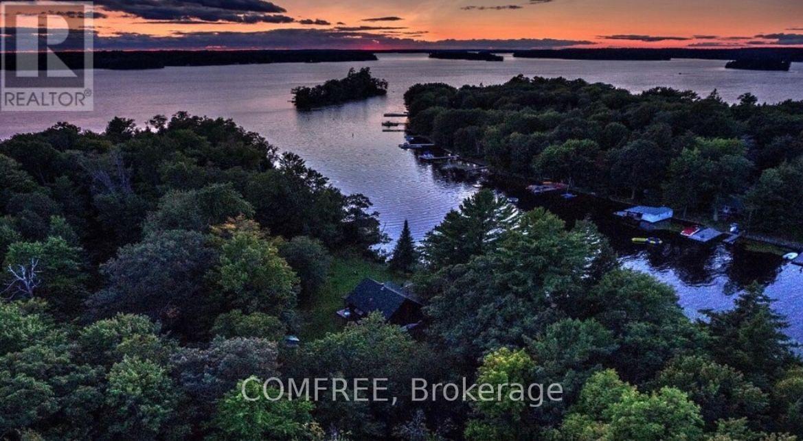 30 Mcvittle Island, Bracebridge, Ontario  P1L 1W8 - Photo 12 - X12474128