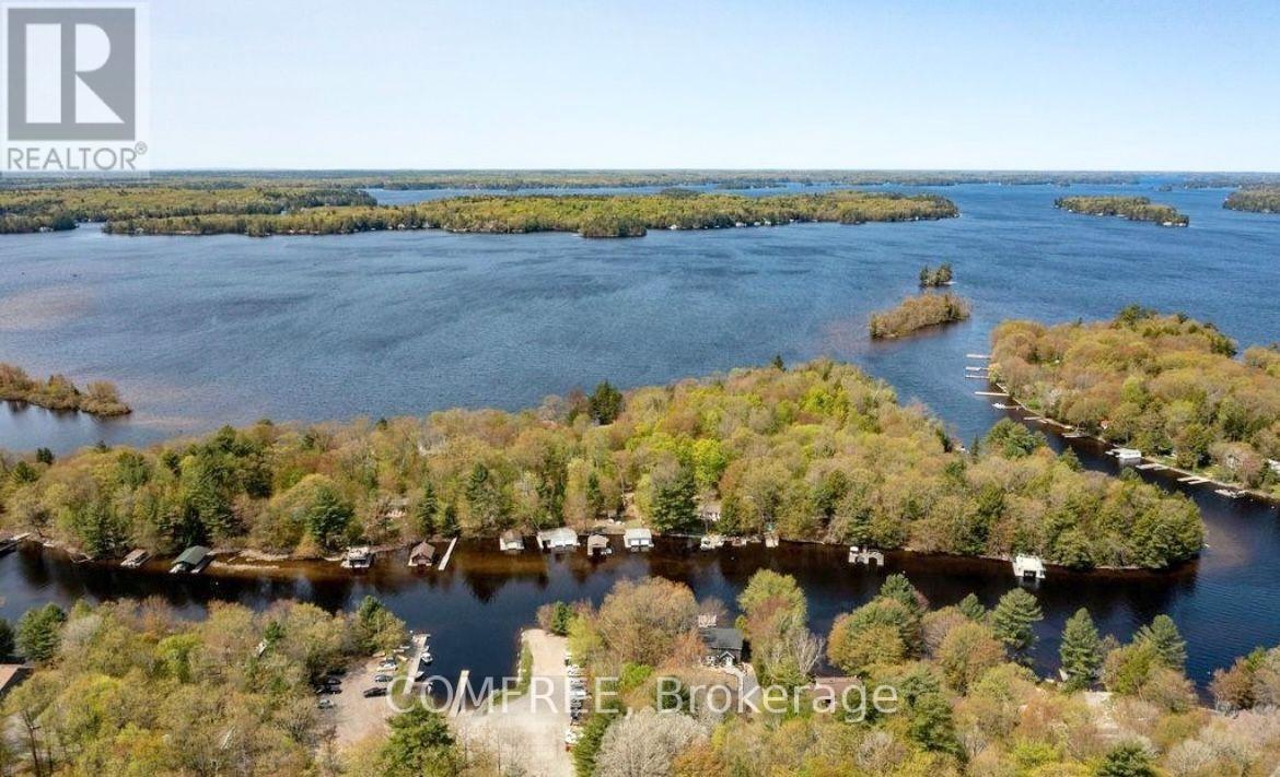 30 Mcvittle Island, Bracebridge, Ontario  P1L 1W8 - Photo 16 - X12474128