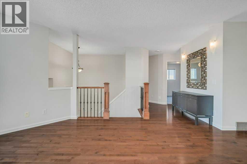 222 Diamond Court Se, Calgary, Alberta  T2C 7C7 - Photo 7 - A2265918
