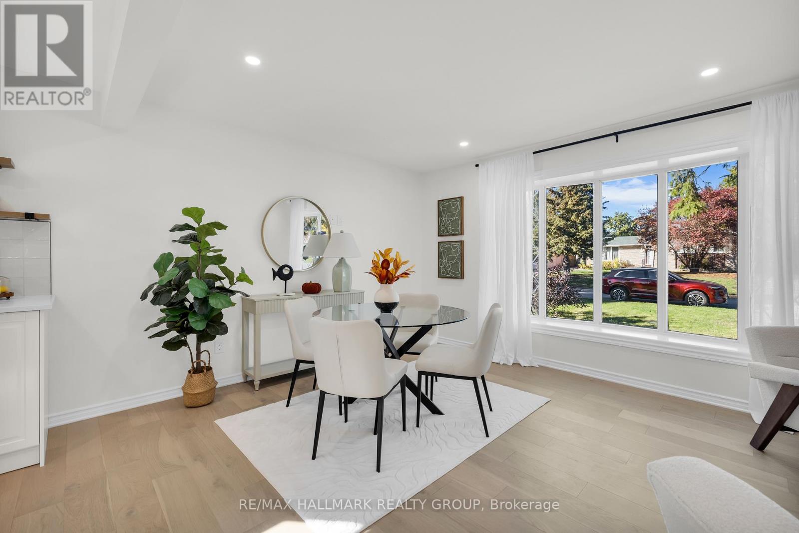 26 Spring Garden Avenue, Ottawa, Ontario  K2G 3B4 - Photo 12 - X12468405