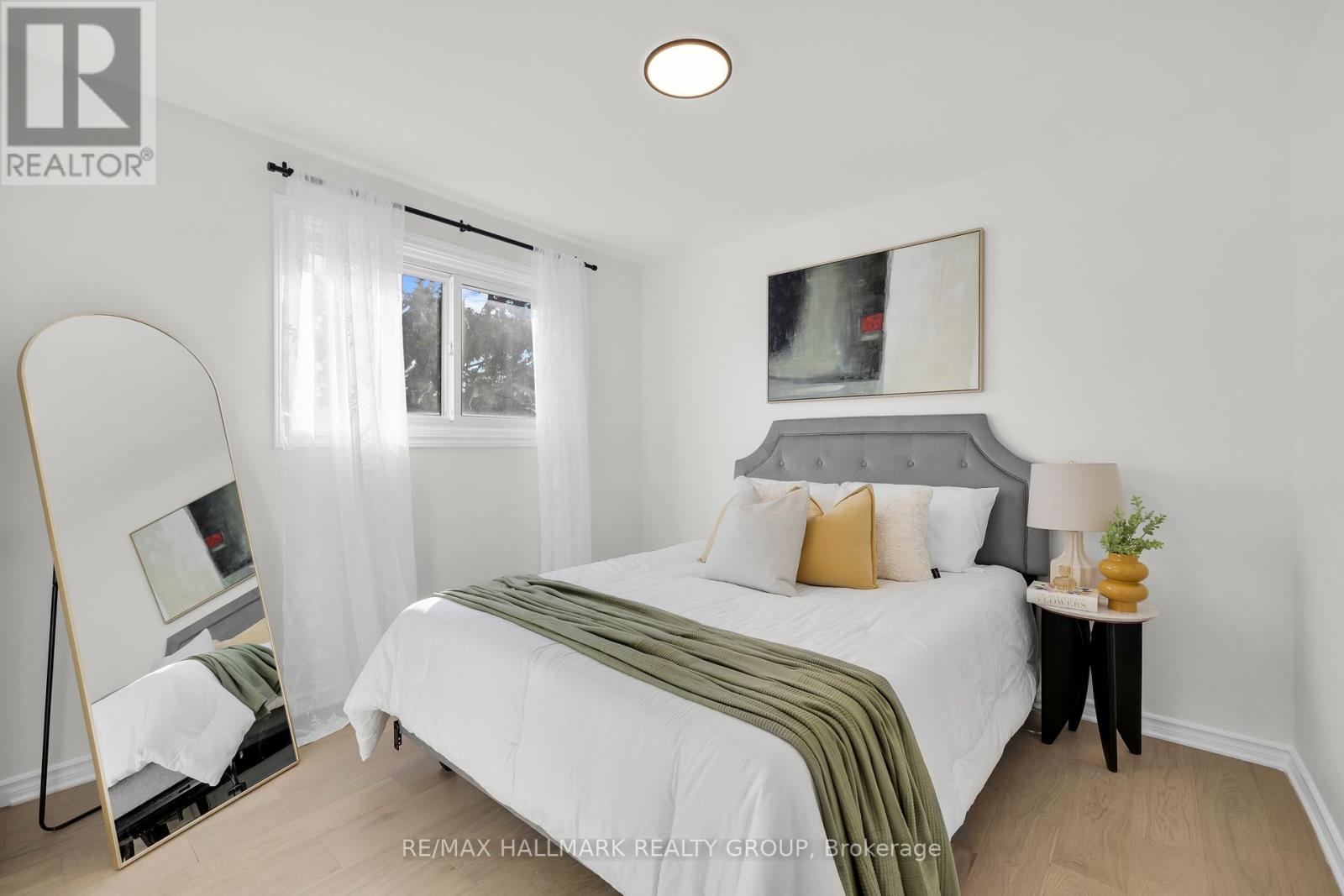 26 Spring Garden Avenue, Ottawa, Ontario  K2G 3B4 - Photo 19 - X12468405