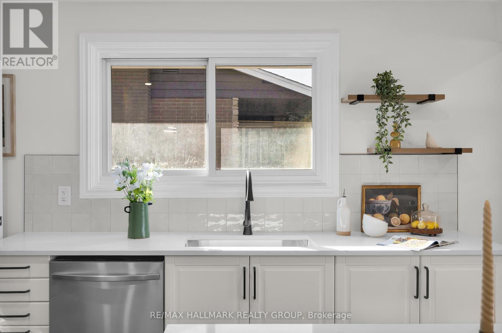 26 Spring Garden Avenue, Ottawa, Ontario  K2G 3B4 - Photo 11 - X12468405