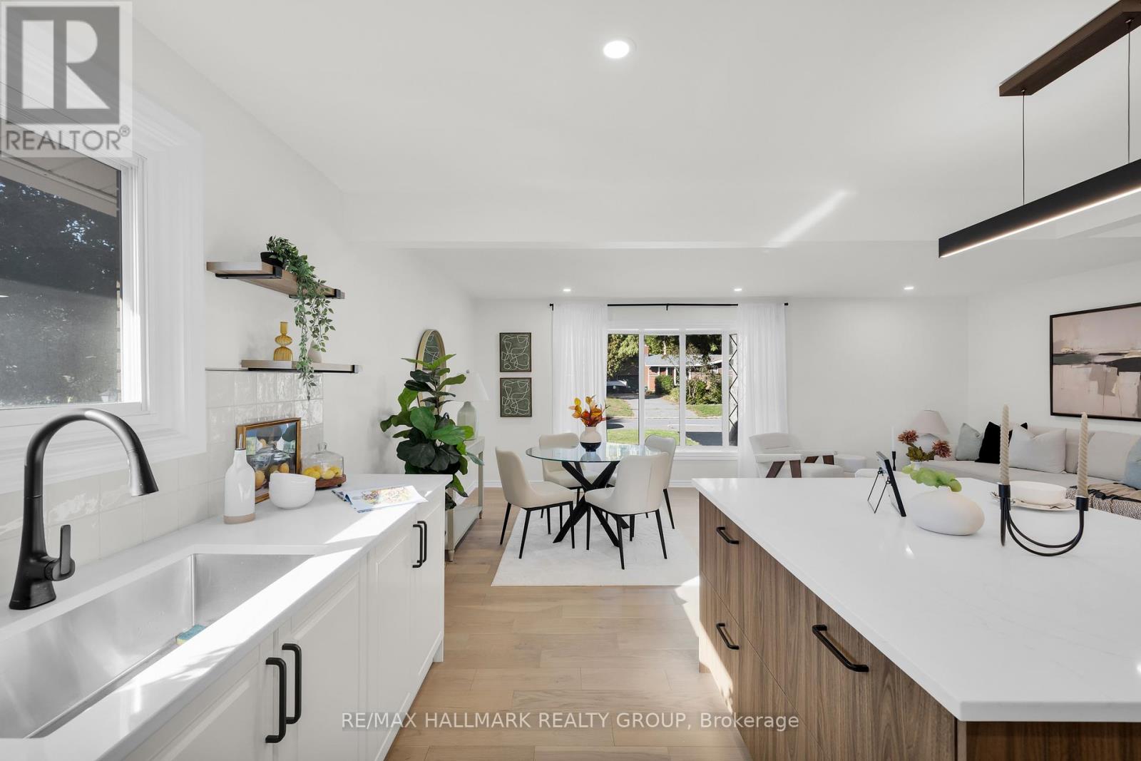 26 Spring Garden Avenue, Ottawa, Ontario  K2G 3B4 - Photo 8 - X12468405