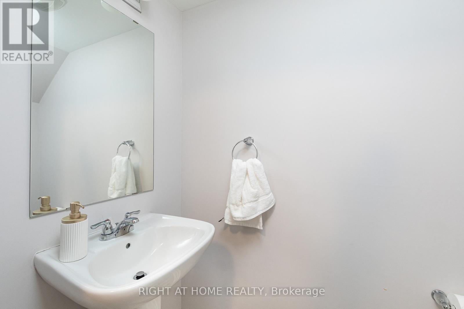 127 Anthracite Private, Ottawa, Ontario  K2J 7C8 - Photo 21 - X12470629