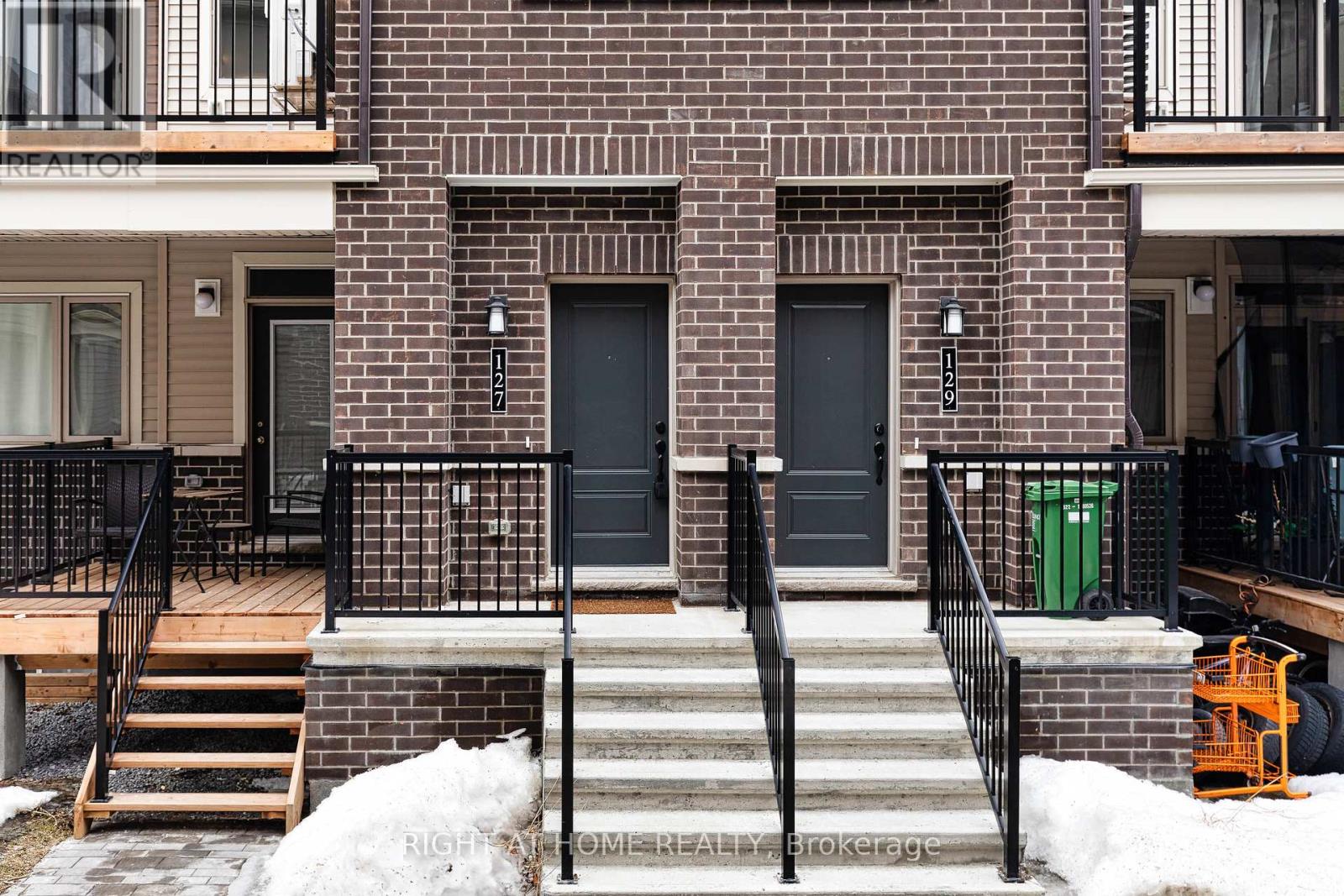 127 Anthracite Private, Ottawa, Ontario  K2J 7C8 - Photo 2 - X12470629