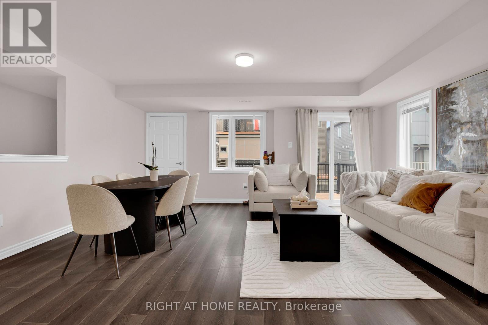 127 Anthracite Private, Ottawa, Ontario  K2J 7C8 - Photo 5 - X12470629