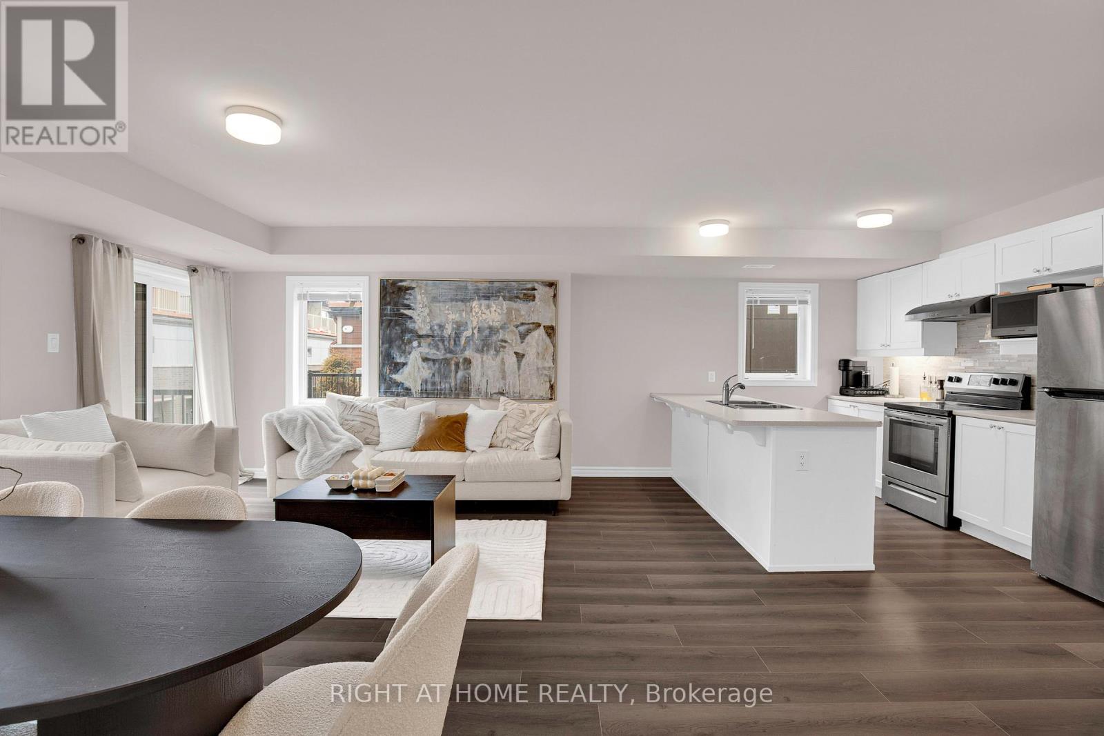 127 Anthracite Private, Ottawa, Ontario  K2J 7C8 - Photo 18 - X12470629