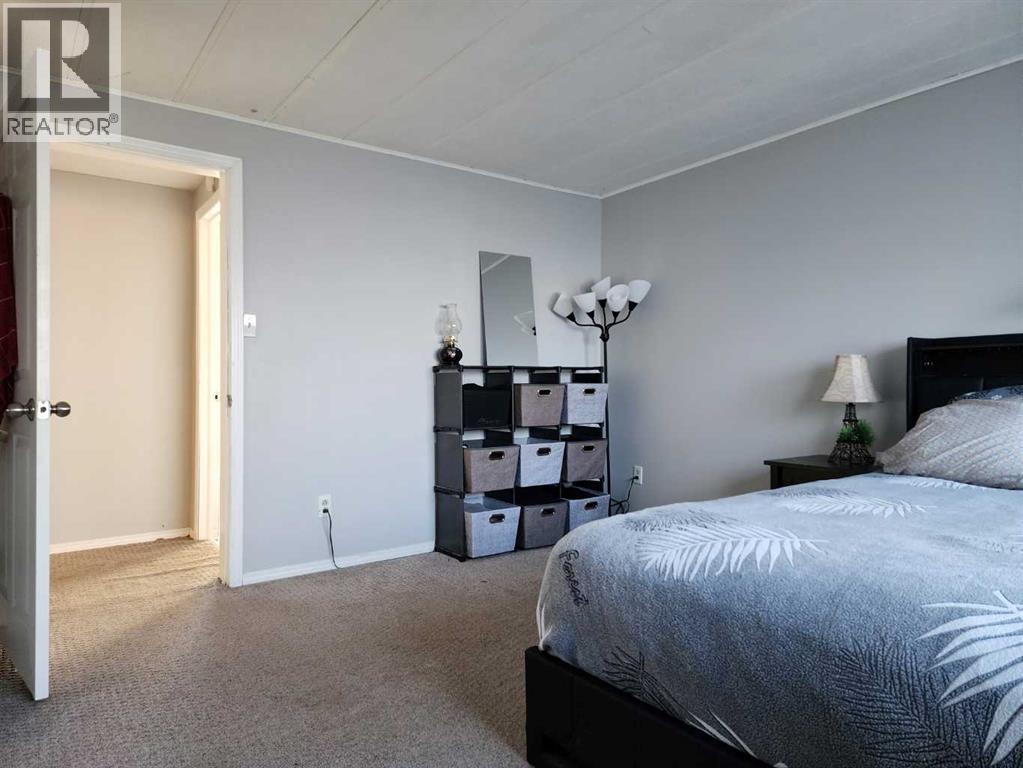 34 Willow Road W, Claresholm, Alberta  T0L 0T0 - Photo 17 - A2264887