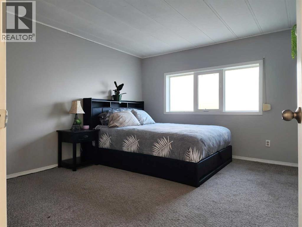 34 Willow Road W, Claresholm, Alberta  T0L 0T0 - Photo 15 - A2264887