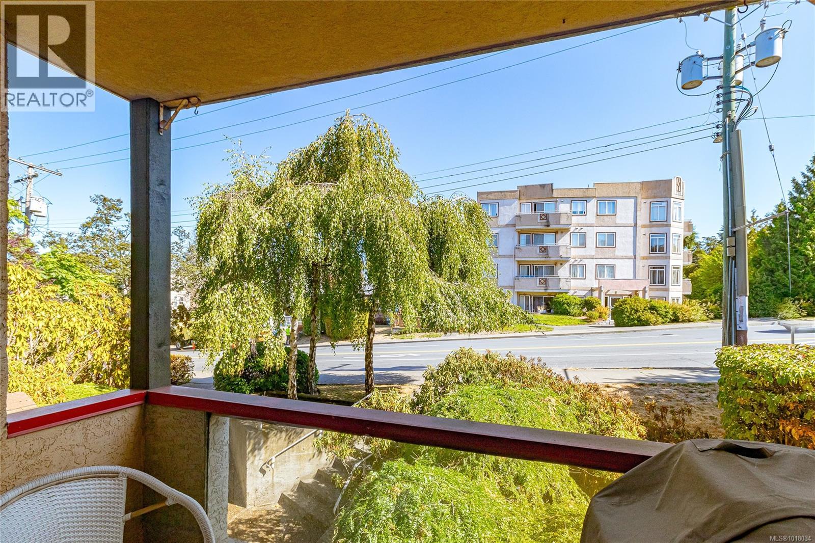 201 7 Gorge Rd W, Saanich, British Columbia V9A 1L9 - Photo 22 - 1018034