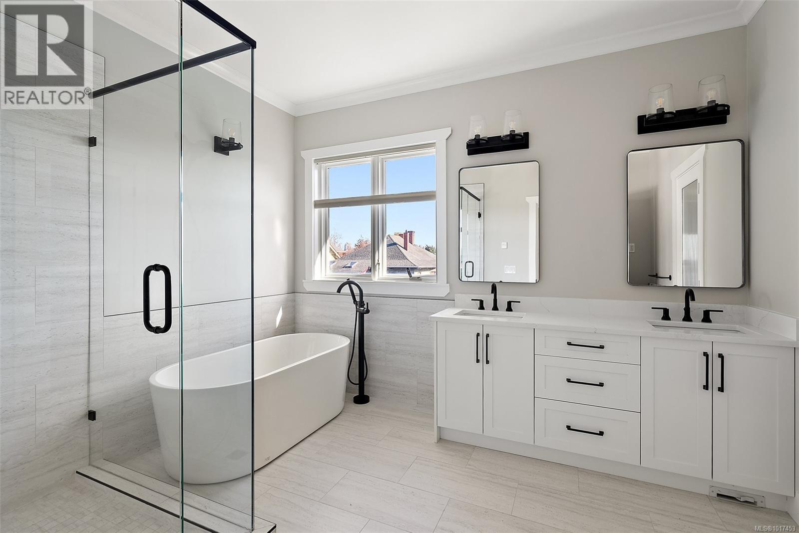 2 338 Dallas Rd, Victoria, British Columbia  V8V 1A8 - Photo 22 - 1017453