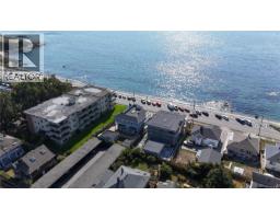 2 338 Dallas Rd James Bay