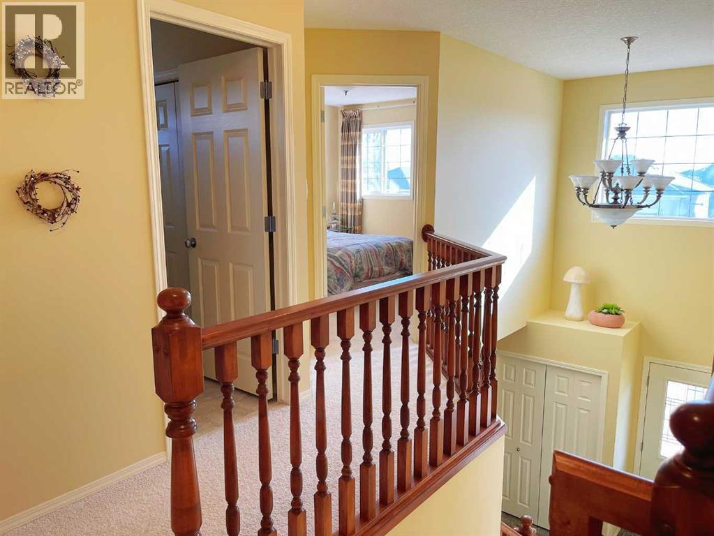 221 Coulee Creek Manor, Lethbridge, Alberta  T1K 8B9 - Photo 15 - A2265550