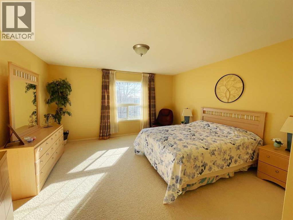 221 Coulee Creek Manor, Lethbridge, Alberta  T1K 8B9 - Photo 21 - A2265550