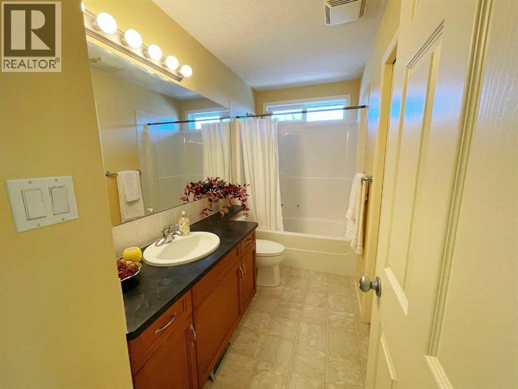 221 Coulee Creek Manor, Lethbridge, Alberta  T1K 8B9 - Photo 29 - A2265550