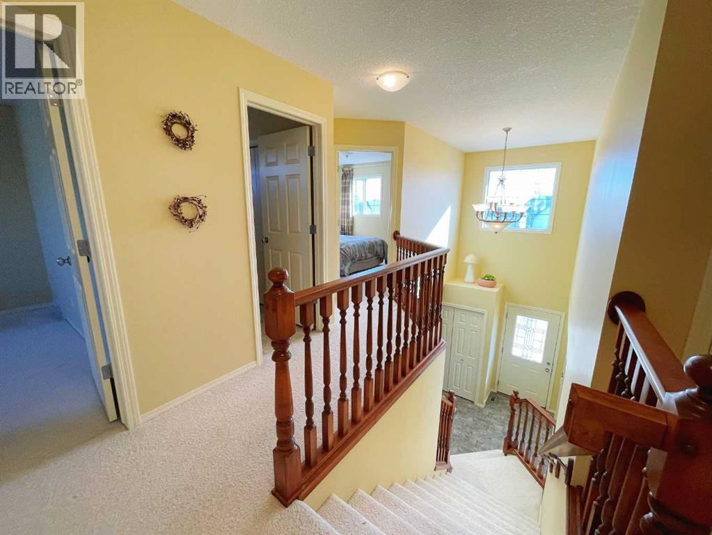 221 Coulee Creek Manor, Lethbridge, Alberta  T1K 8B9 - Photo 17 - A2265550