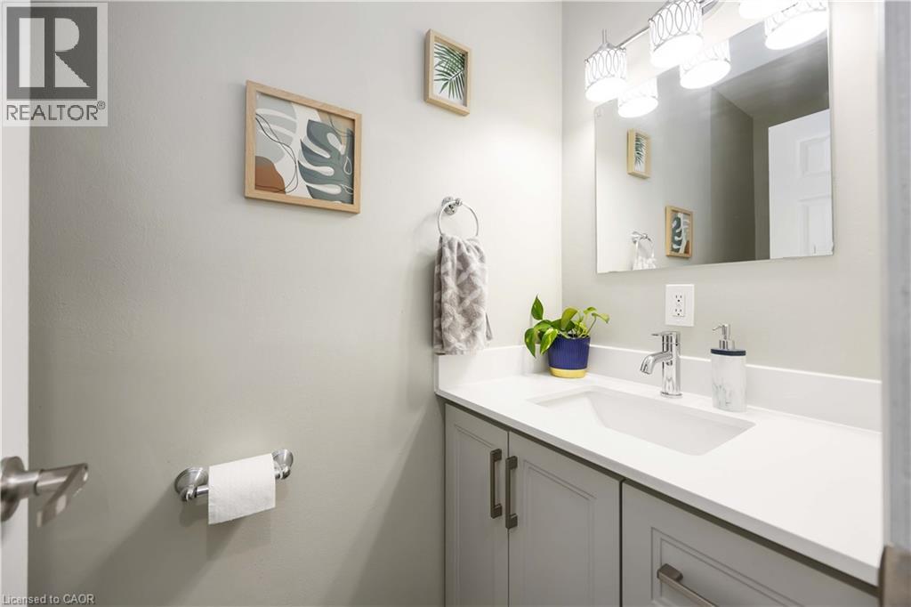 1057 King Street E, Oshawa, Ontario  L1H 1H6 - Photo 16 - 40780335
