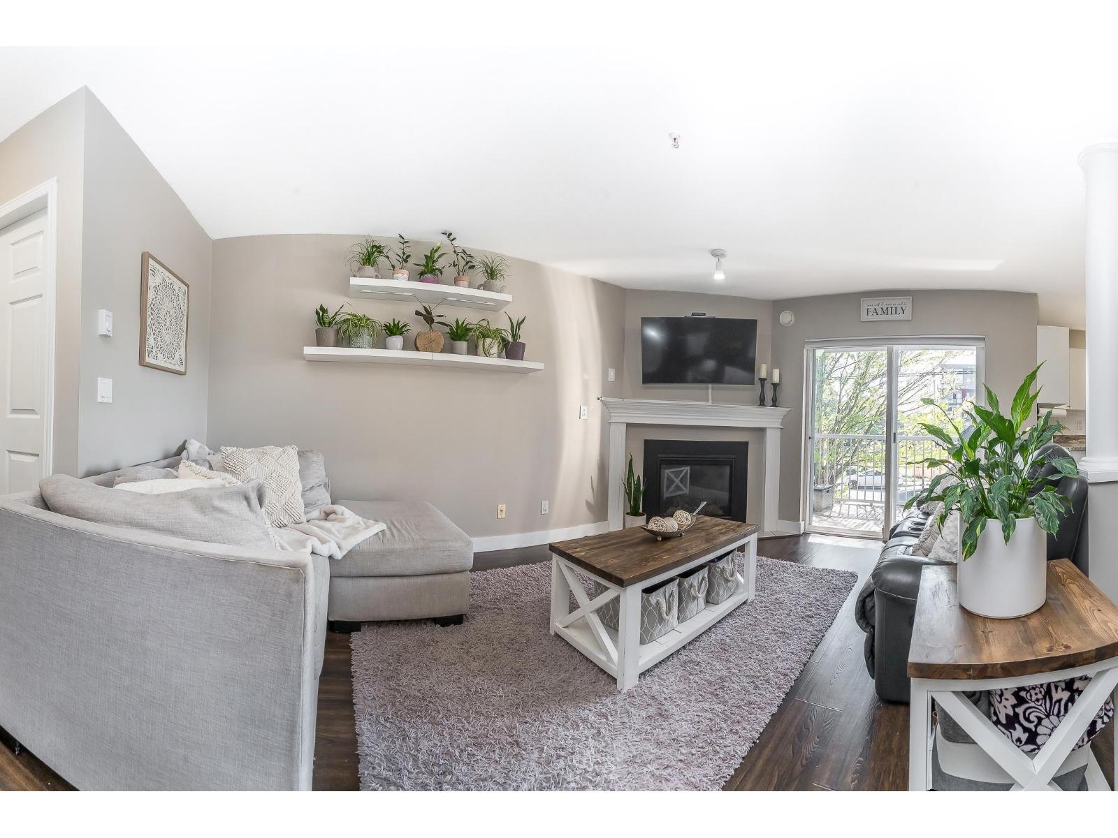 205 19953 55a Avenue, Langley, British Columbia  V3A 3X4 - Photo 5 - R3047026