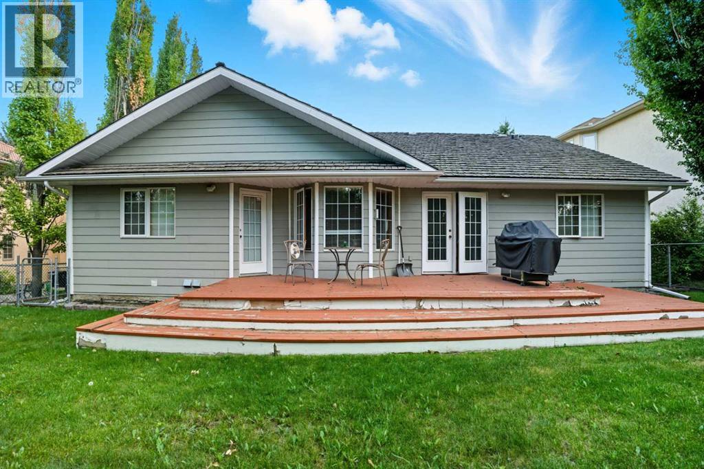 1552 Evergreen Hill Sw, Calgary, Alberta  T2Y 2R7 - Photo 4 - A2255486