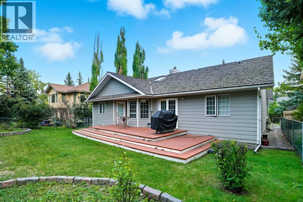 1552 Evergreen Hill Sw, Calgary, Alberta  T2Y 2R7 - Photo 5 - A2255486