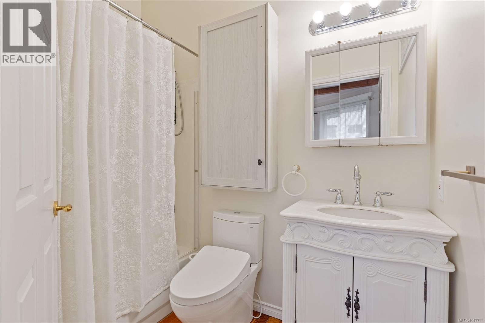 101 1120 Richardson St, Victoria, British Columbia  V8V 3C8 - Photo 14 - 1017788