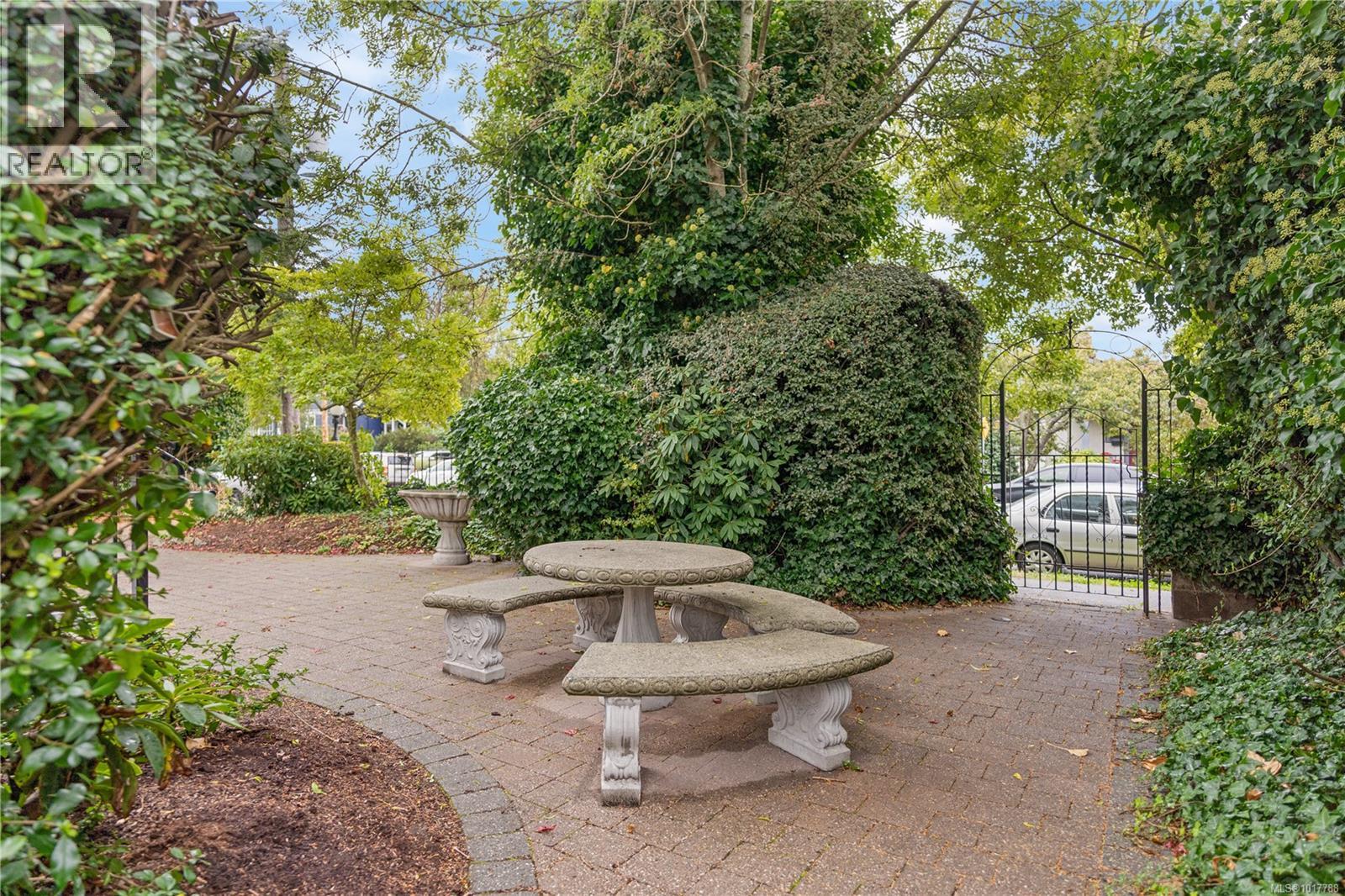 101 1120 Richardson St, Victoria, British Columbia  V8V 3C8 - Photo 24 - 1017788