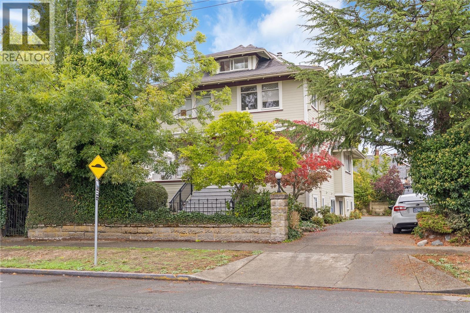 101 1120 Richardson St, Victoria, British Columbia  V8V 3C8 - Photo 22 - 1017788