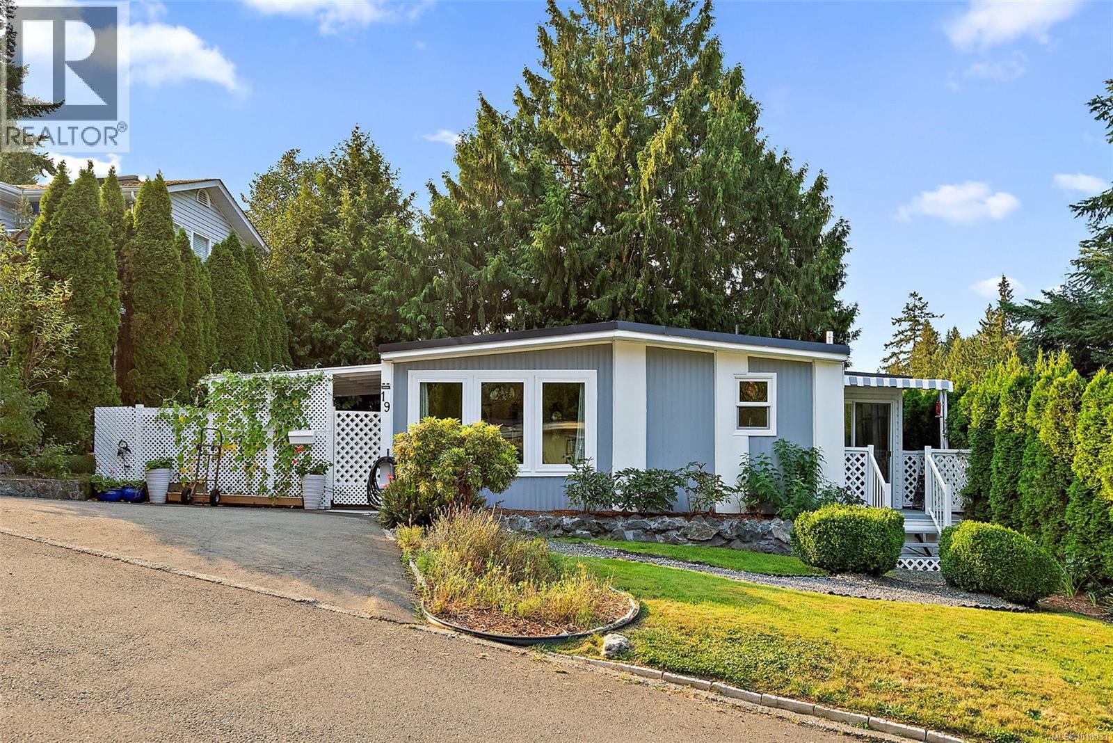 19 2587 Selwyn Rd, Langford, British Columbia V9B 4V4 - Photo 2 - 1018033