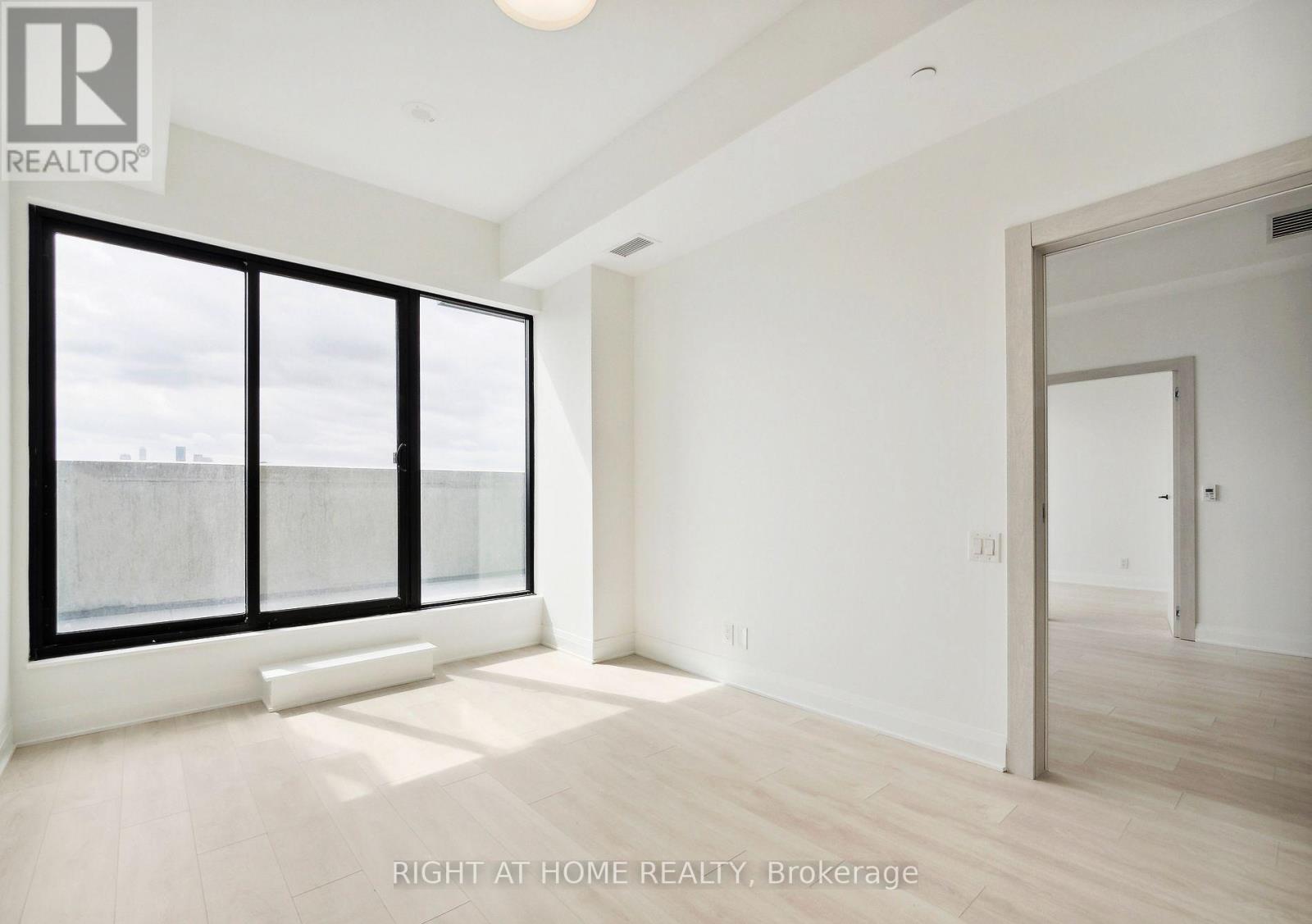 703 - 33 Frederick Todd Way N, Toronto, Ontario  M4G 2L2 - Photo 12 - C12475658