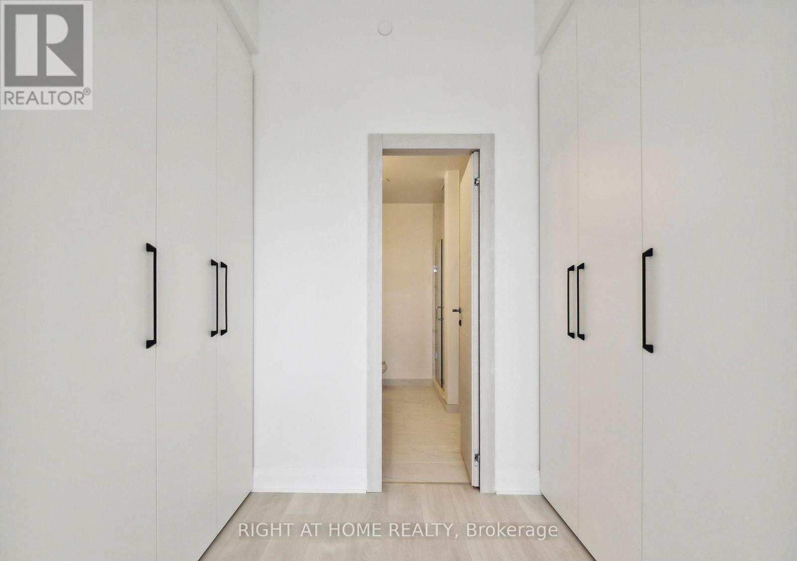 703 - 33 Frederick Todd Way N, Toronto, Ontario  M4G 2L2 - Photo 14 - C12475658