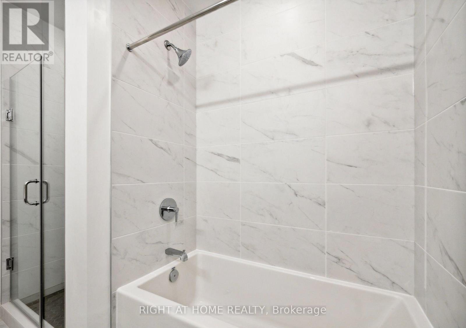 703 - 33 Frederick Todd Way N, Toronto, Ontario  M4G 2L2 - Photo 19 - C12475658