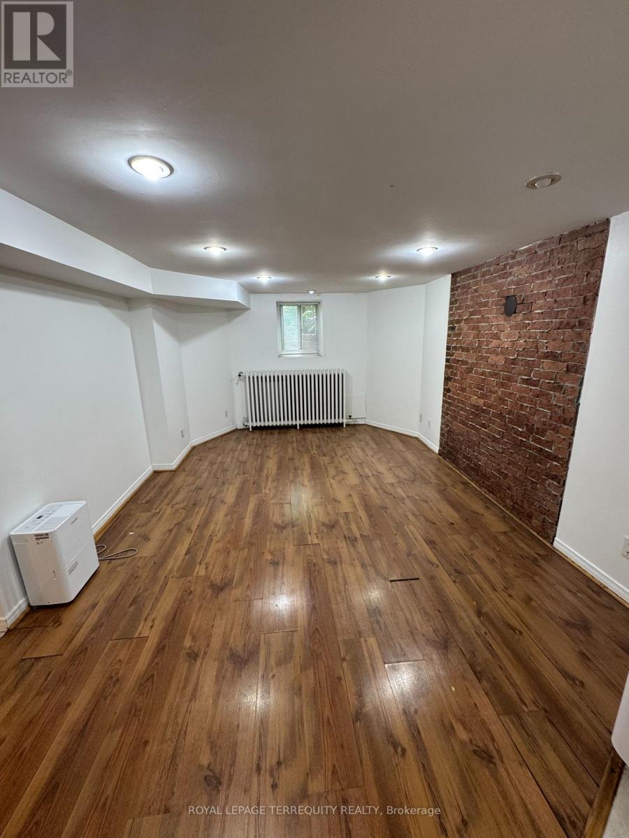 BSMT 1 - 42 KEEWATIN AVENUE, Toronto, Ontario