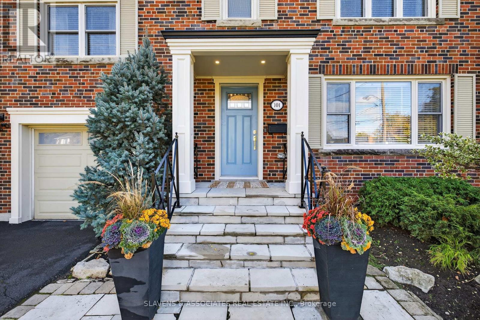 101 Bombay Avenue, Toronto (Lansing-Westgate), Ontario  M3H 1C1 - Photo 2 - C12475695