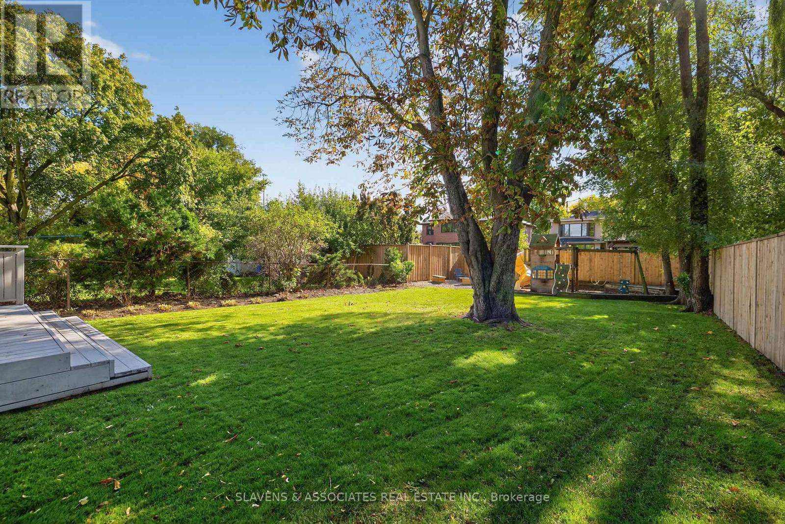 101 Bombay Avenue, Toronto (Lansing-Westgate), Ontario  M3H 1C1 - Photo 39 - C12475695