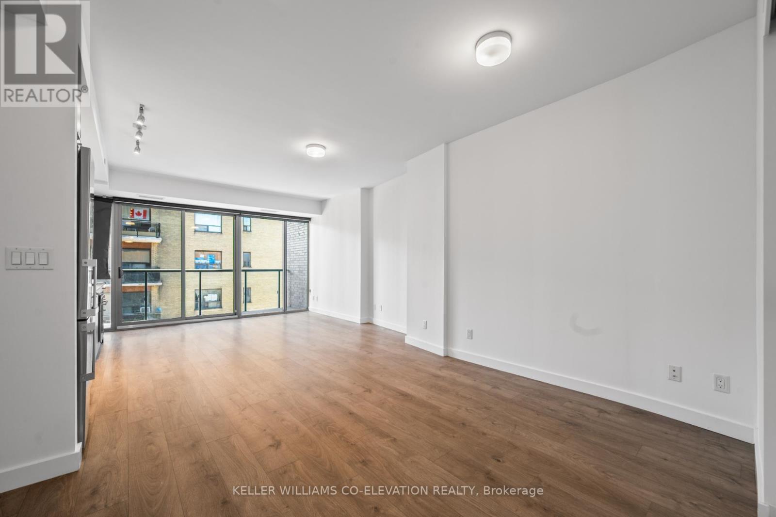 302 - 109 Vaughan Road, Toronto, Ontario  M6C 0B1 - Photo 2 - C12475712