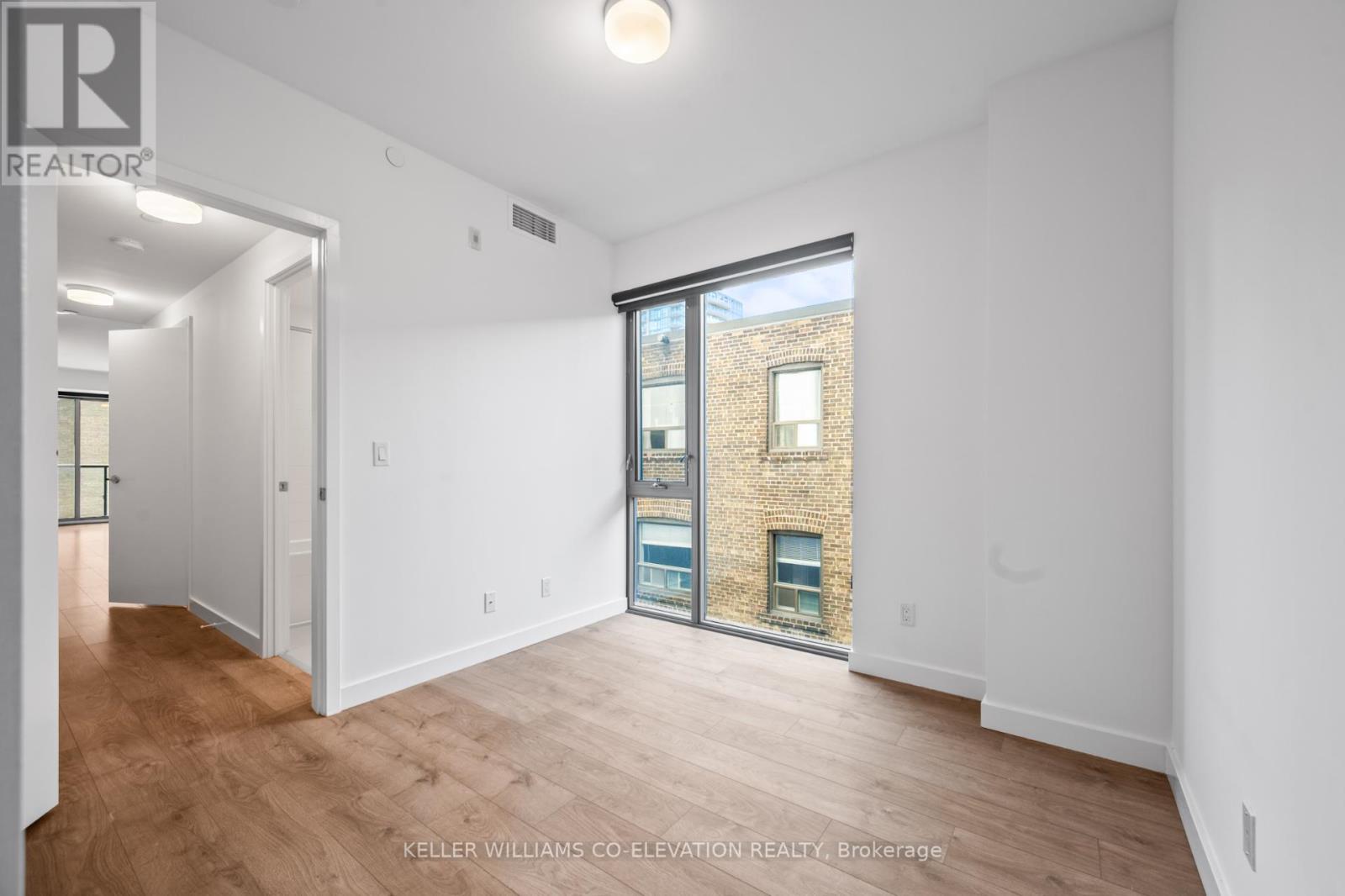 302 - 109 Vaughan Road, Toronto, Ontario  M6C 0B1 - Photo 8 - C12475712