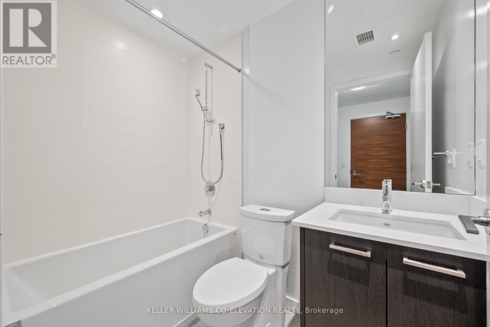 302 - 109 Vaughan Road, Toronto, Ontario  M6C 0B1 - Photo 9 - C12475712