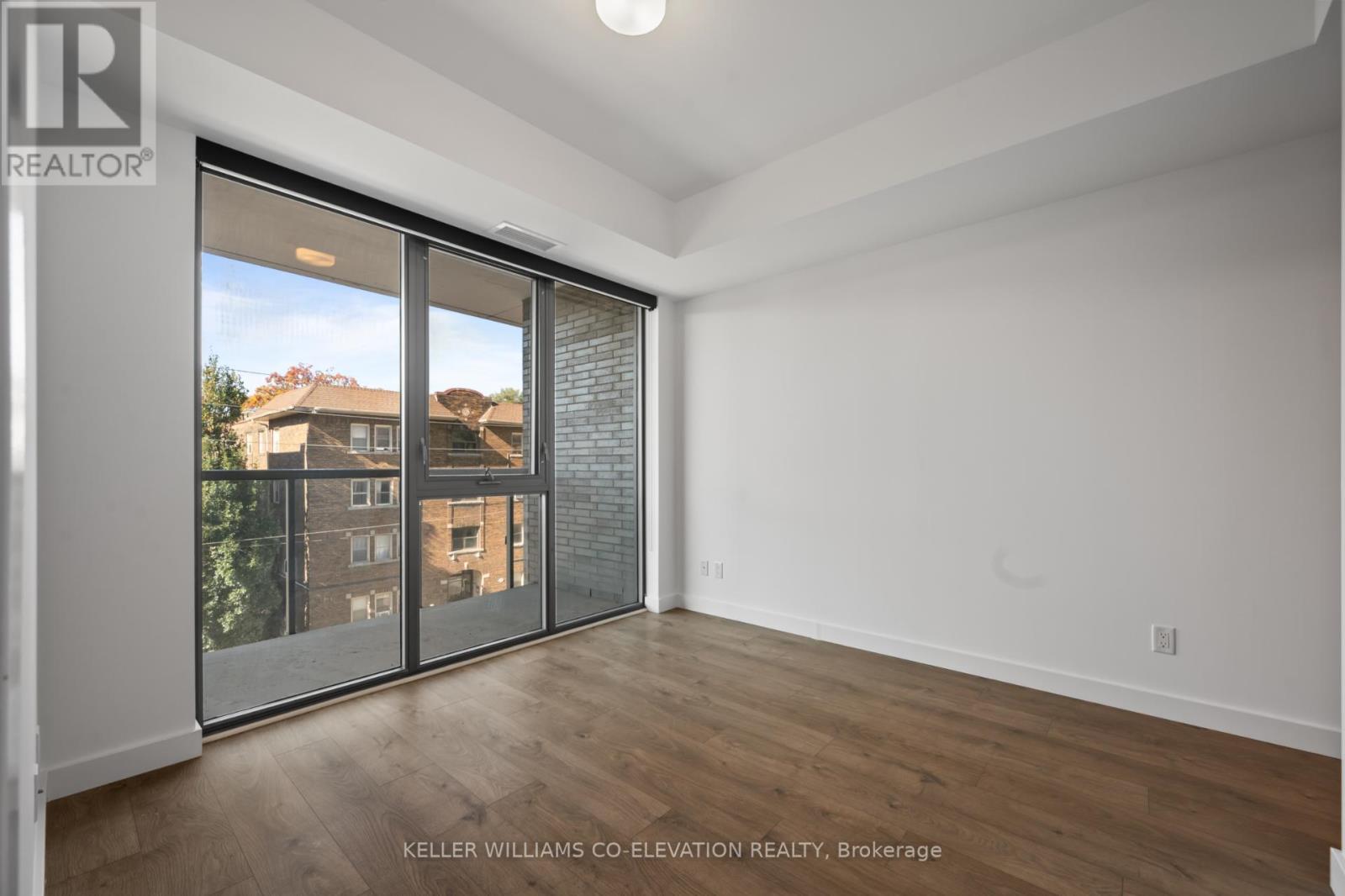 304 - 109 Vaughan Road, Toronto, Ontario  M6C 0B1 - Photo 4 - C12475716