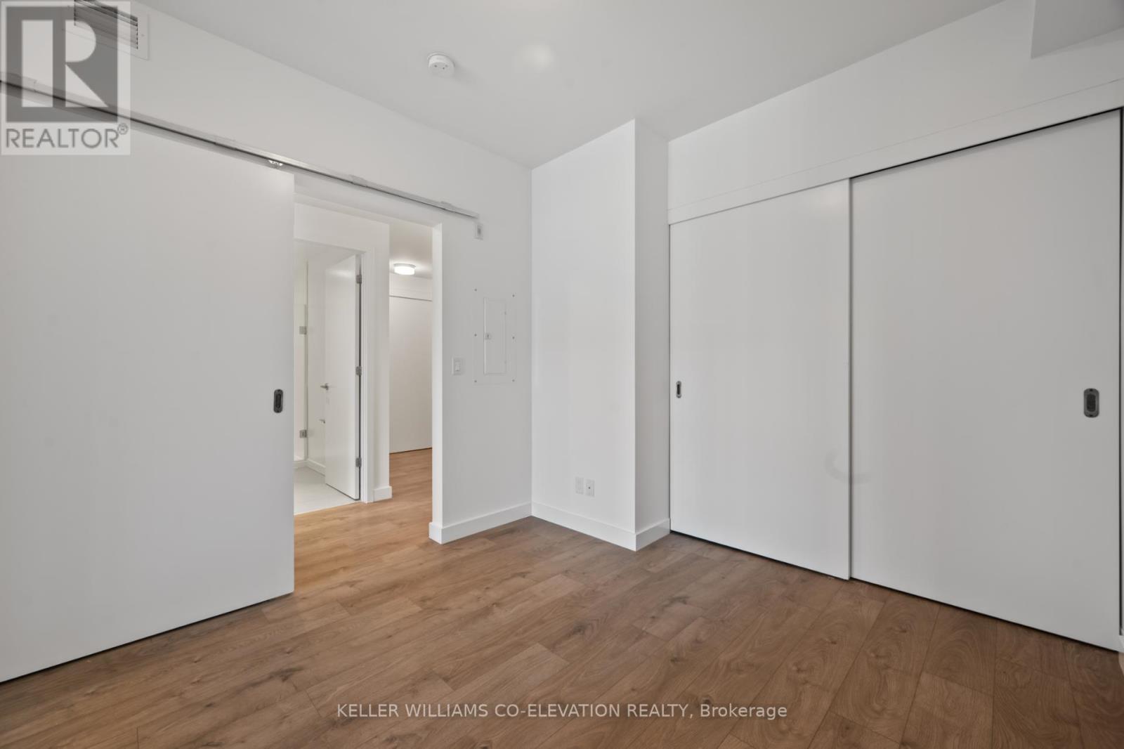 304 - 109 Vaughan Road, Toronto, Ontario  M6C 0B1 - Photo 8 - C12475716