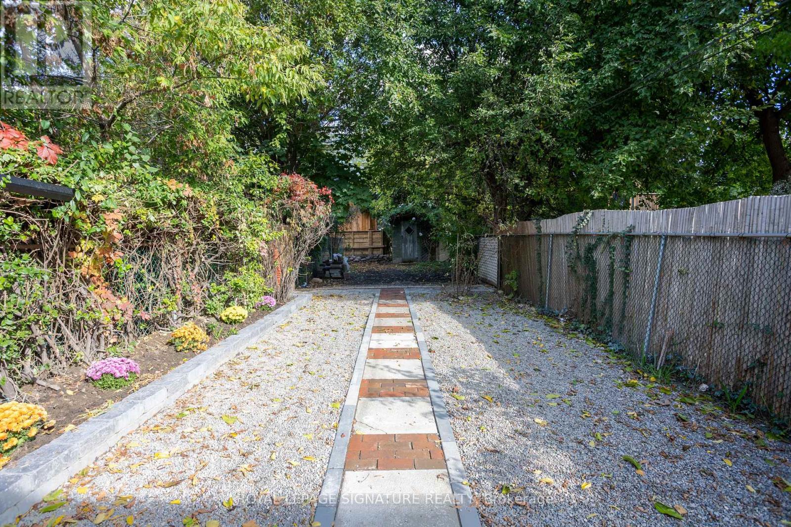 231 Havelock Street, Toronto, Ontario  M6H 3B8 - Photo 28 - C12475727