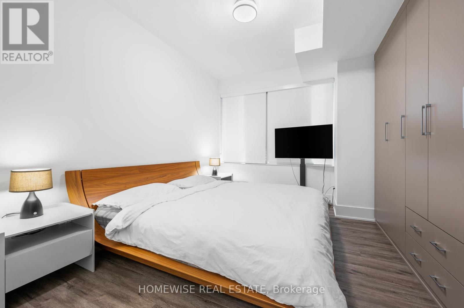 1012 - 470 Front Street W, Toronto (Waterfront Communities), Ontario  M5V 0V6 - Photo 11 - C12475763