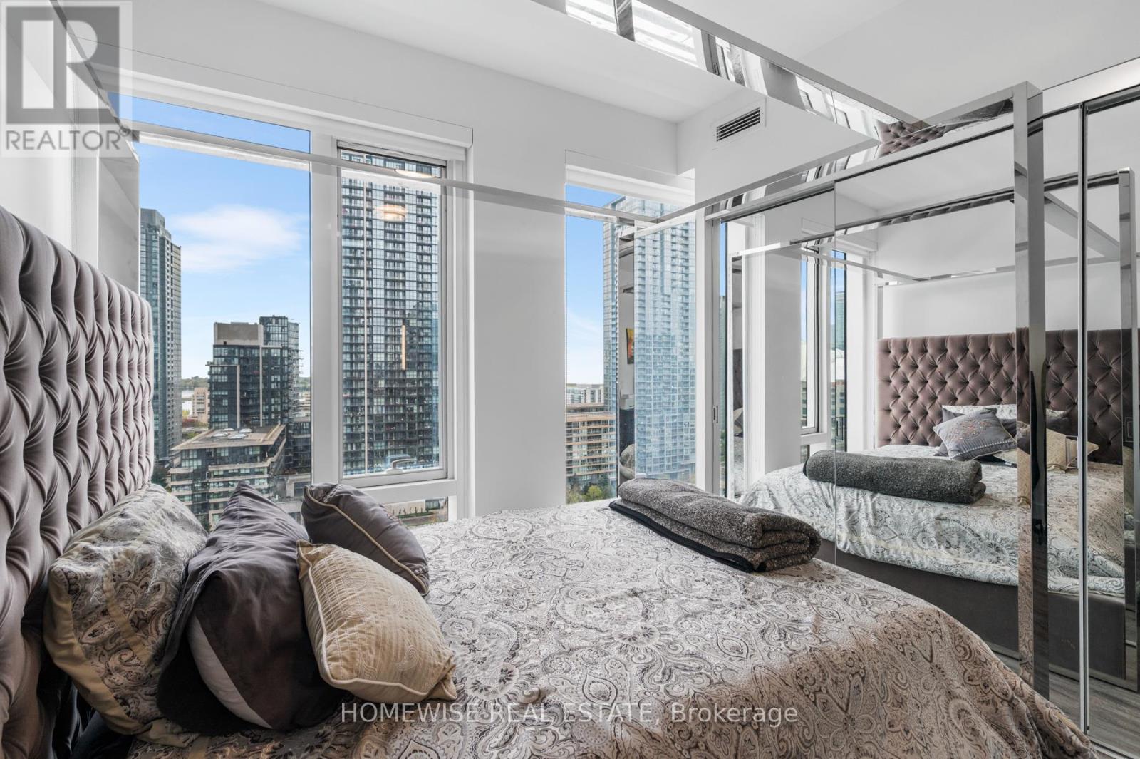 1012 - 470 Front Street W, Toronto (Waterfront Communities), Ontario  M5V 0V6 - Photo 16 - C12475763