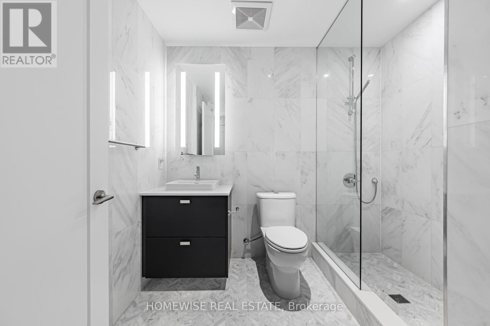 1012 - 470 Front Street W, Toronto (Waterfront Communities), Ontario  M5V 0V6 - Photo 18 - C12475763