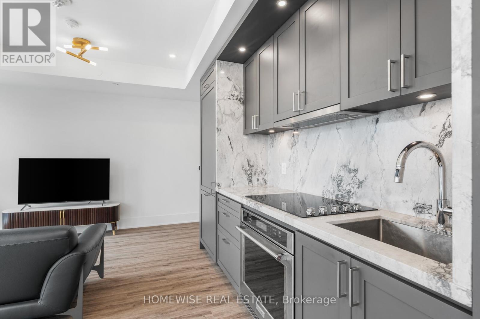 1012 - 470 Front Street W, Toronto (Waterfront Communities), Ontario  M5V 0V6 - Photo 3 - C12475763
