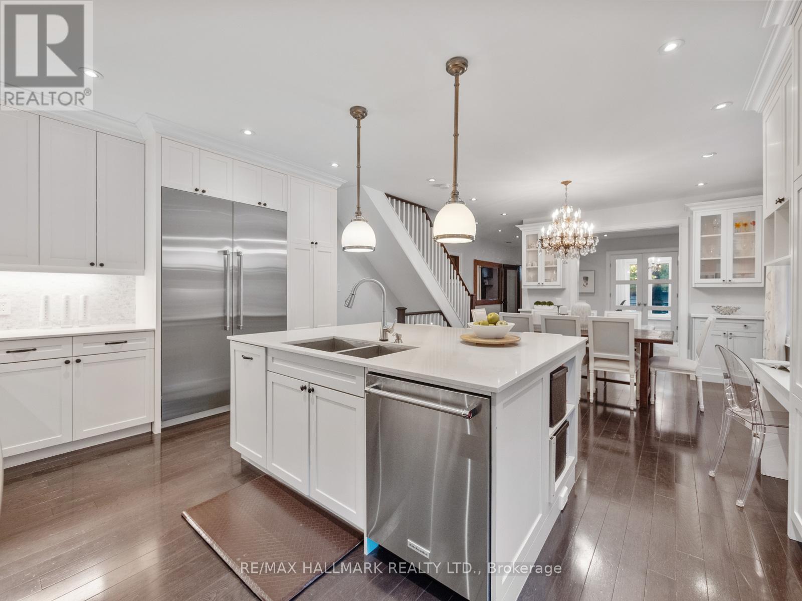 113 Melrose Avenue, Toronto, Ontario  M5M 1Y8 - Photo 14 - C12475778
