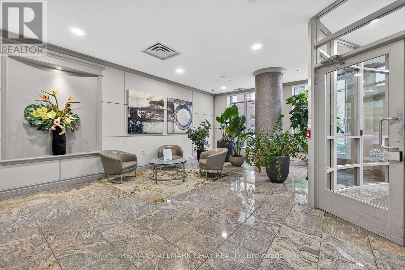 1710 - 28 Olive Avenue, Toronto (Willowdale East), Ontario  M2N 7E6 - Photo 3 - C12475785