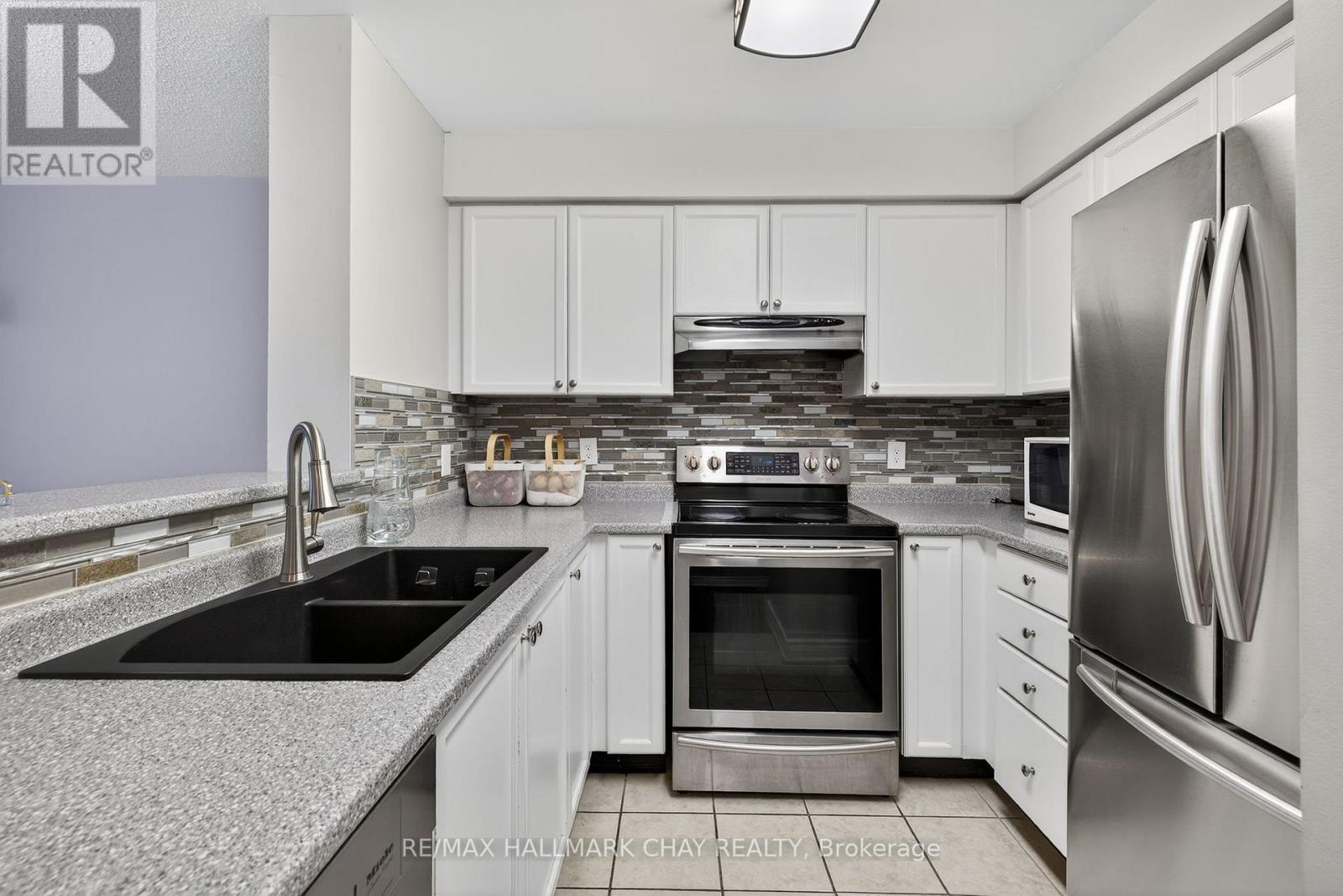 1710 - 28 Olive Avenue, Toronto (Willowdale East), Ontario  M2N 7E6 - Photo 7 - C12475785