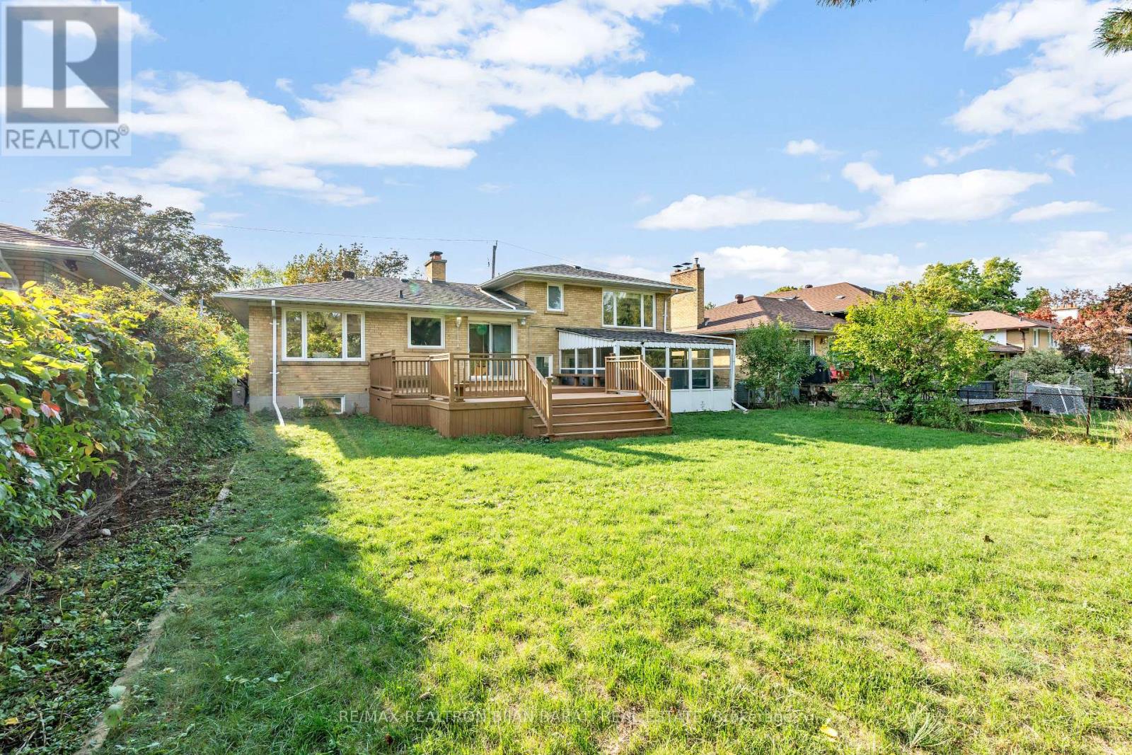 38 Whittaker Crescent, Toronto (Bayview Village), Ontario  M2K 1K8 - Photo 36 - C12475788
