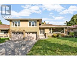 38 WHITTAKER CRESCENT, Toronto, Ontario