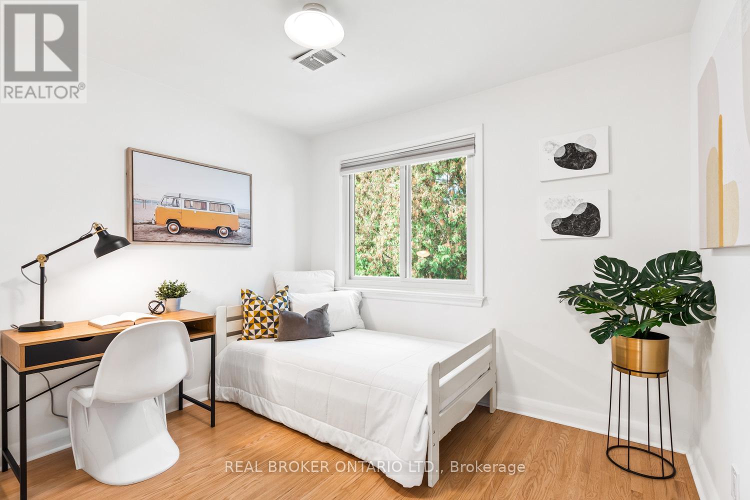 29 Veery Place, Toronto (Banbury-Don Mills), Ontario  M3C 2C9 - Photo 17 - C12475818